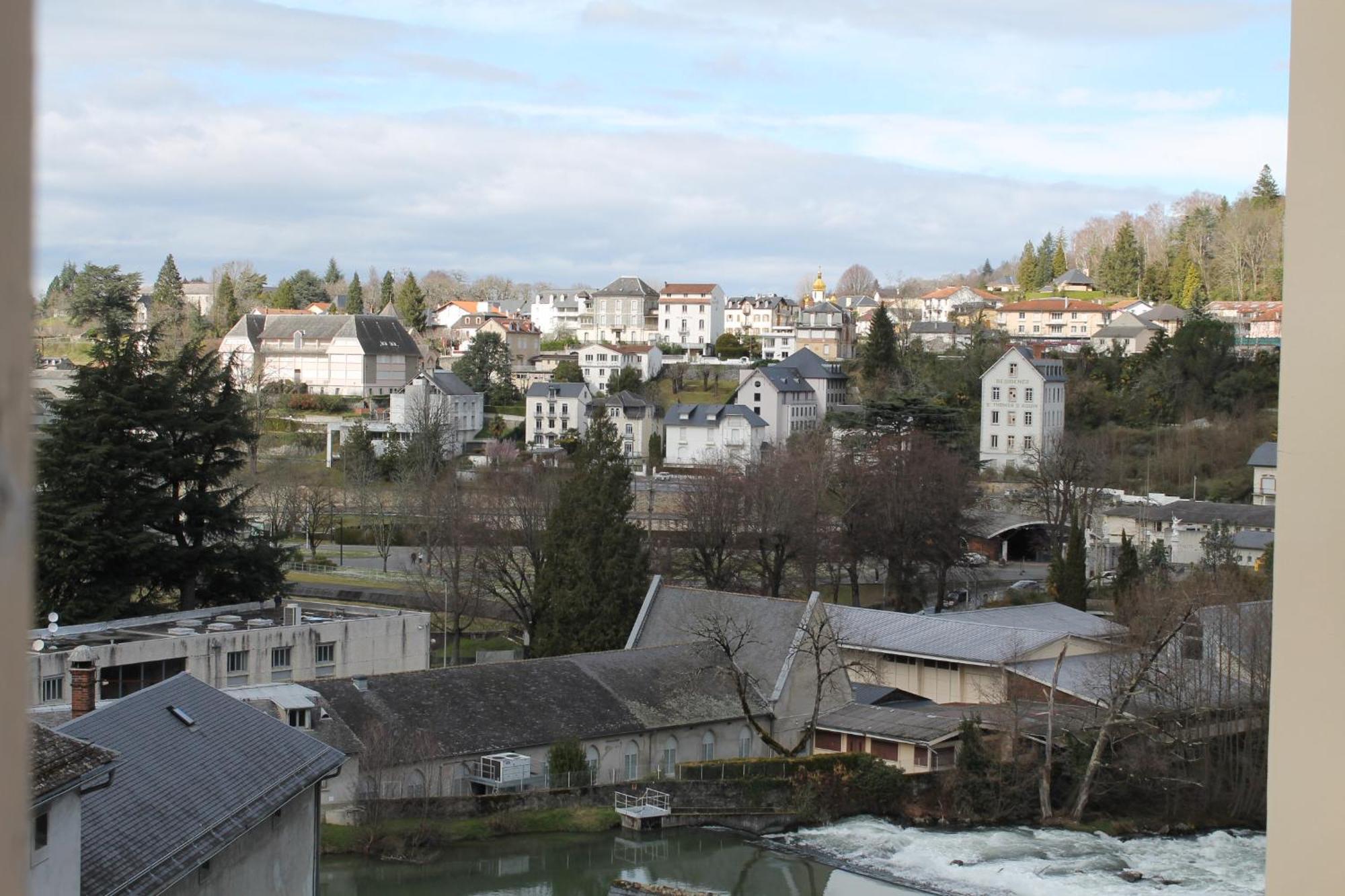 Location G&W, Tres Proche Sanctuaires Lourdes Exterior foto